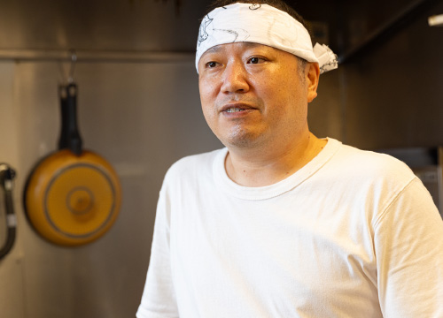 店主 橋本吉巨さん